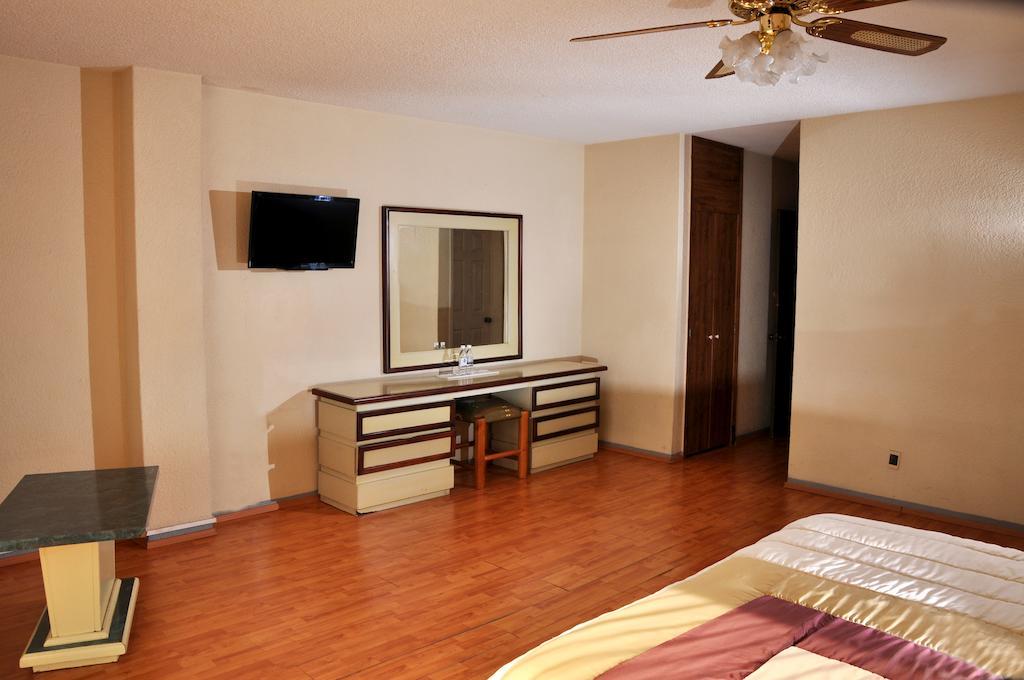 Hotel El Monte Саламанка Номер фото